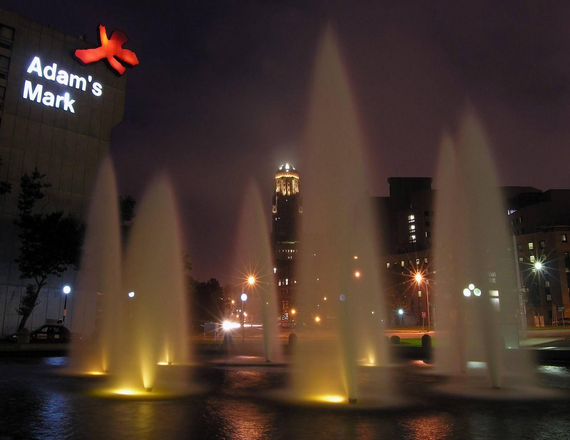 Ramada By Wyndham Buffalo Downtown Zewnętrze zdjęcie