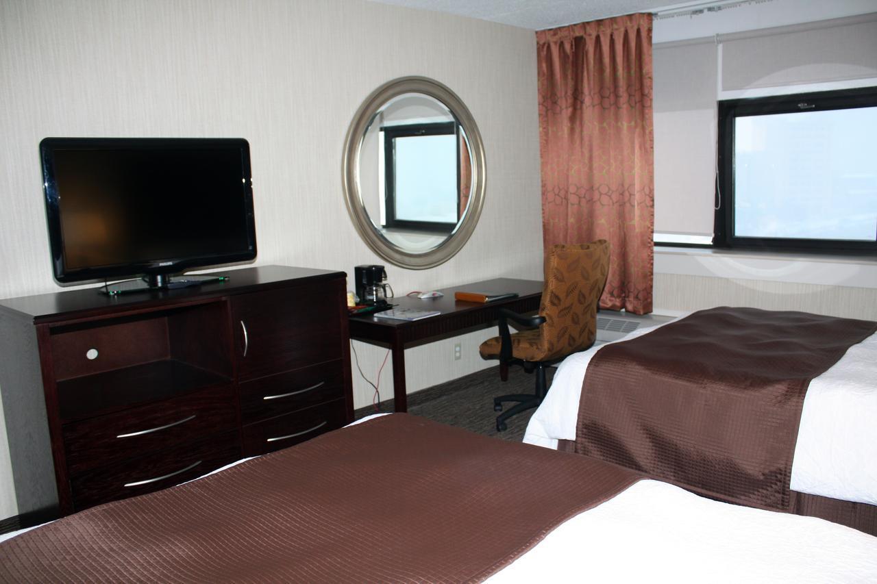Ramada By Wyndham Buffalo Downtown Pokój zdjęcie