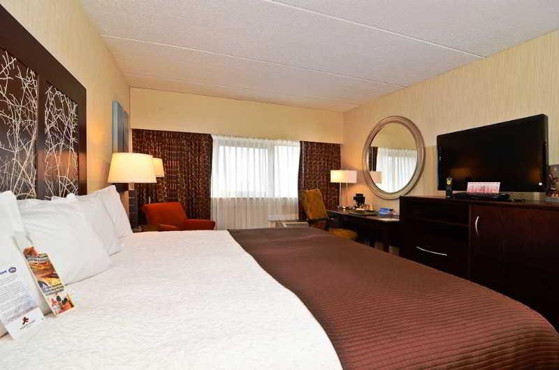 Ramada By Wyndham Buffalo Downtown Zewnętrze zdjęcie