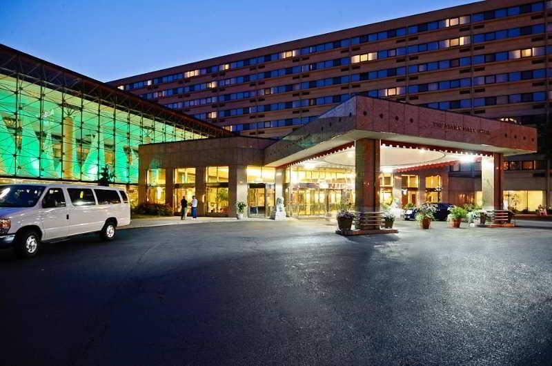 Ramada By Wyndham Buffalo Downtown Zewnętrze zdjęcie